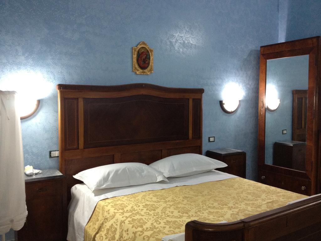 Bed And Breakfast Via Leuca Лечче Экстерьер фото