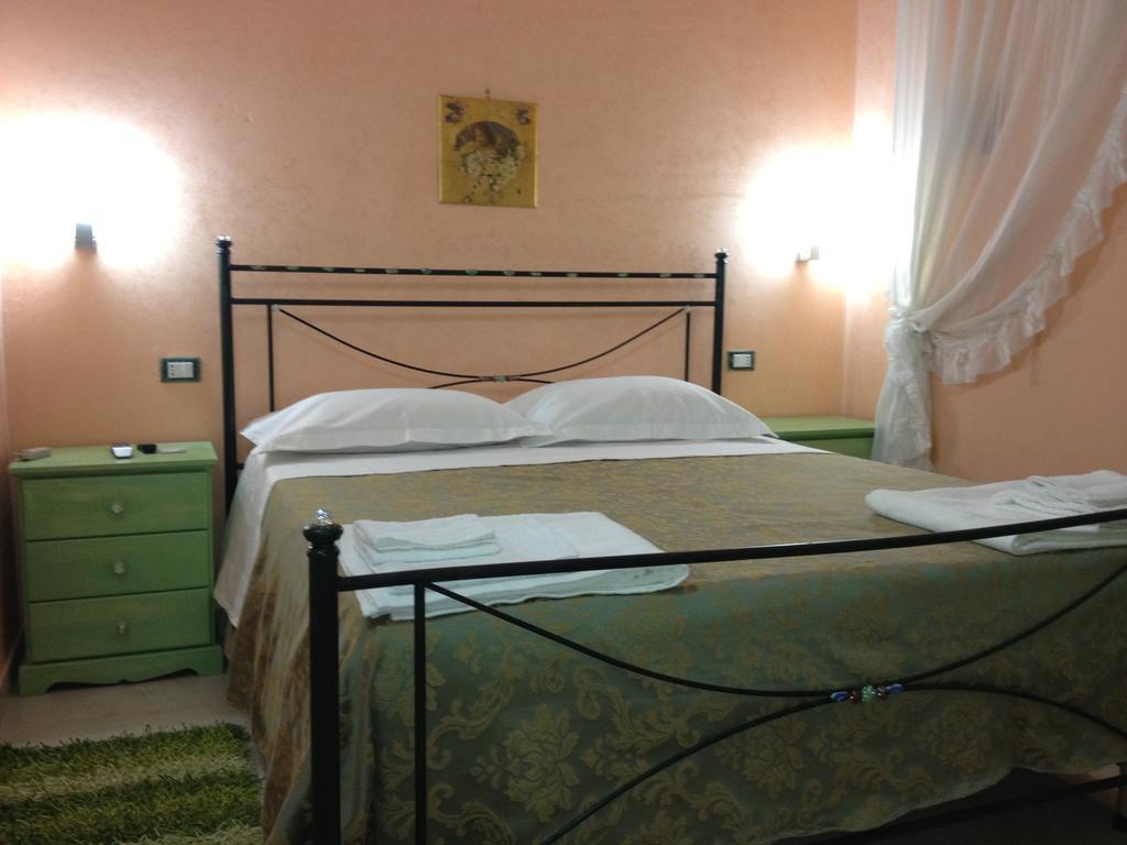 Bed And Breakfast Via Leuca Лечче Экстерьер фото